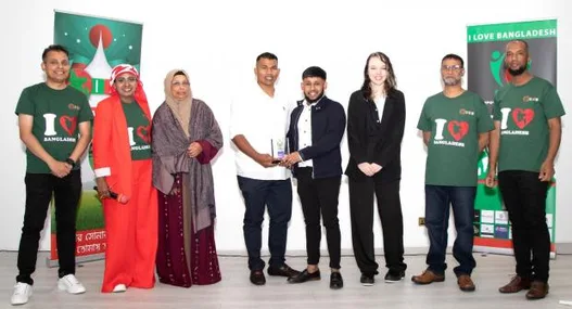 Oldham Young Muslims Honored for Charity Efforts