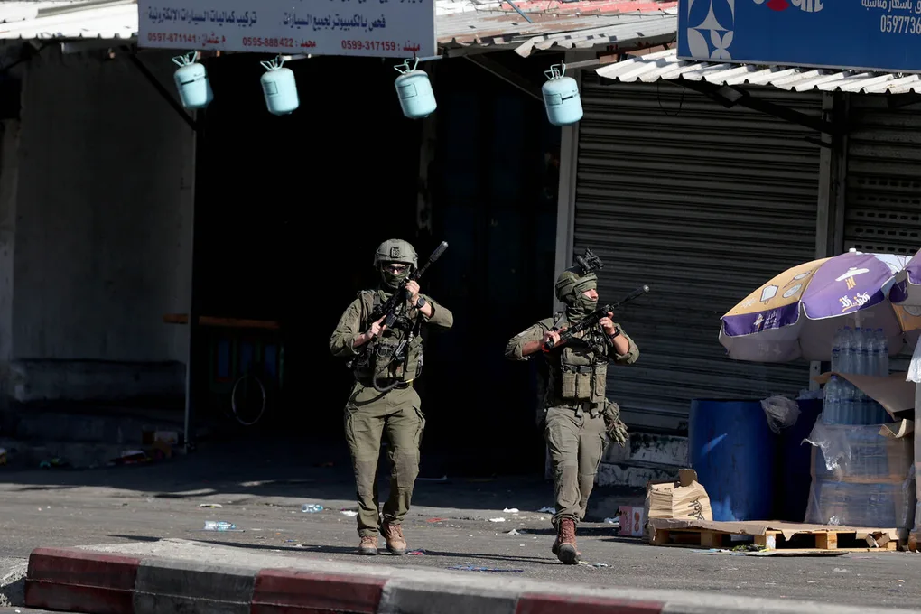 Israeli checkpoint closures prevent over 100 Palestinian teachers from reaching schools in West Bank