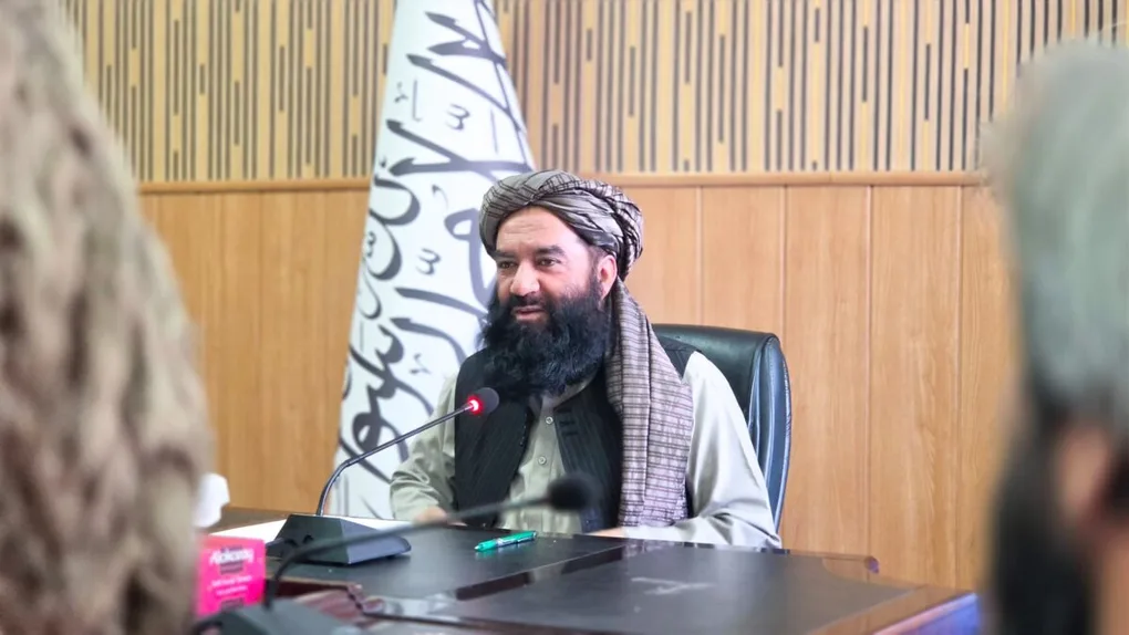 Taliban minister urges armed opponents to return