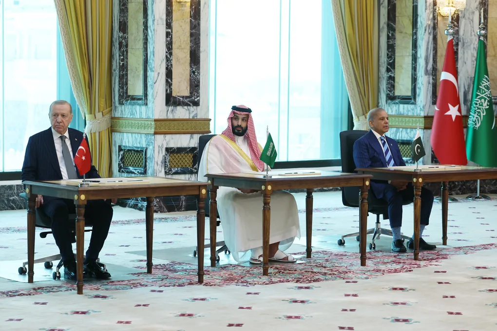 Pakistan’s Mecca Pact: The guns Gaza never got