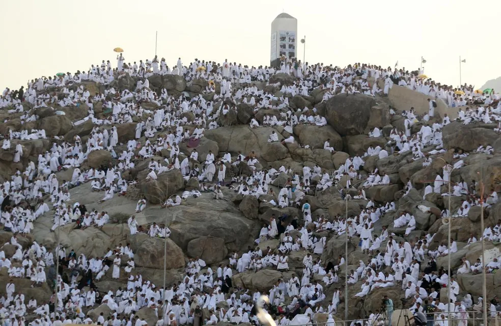 Kingdom suspends 8 Umrah service providers over unlicensed accommodation