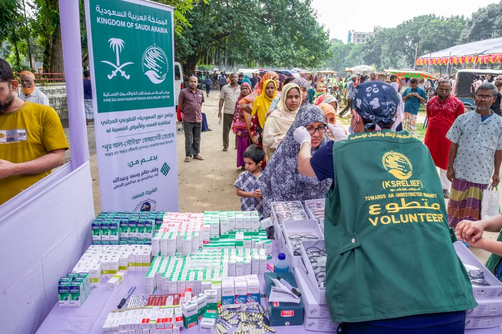 Saudi campaign provides specialized eye care to thousands of poorest Bangladeshis